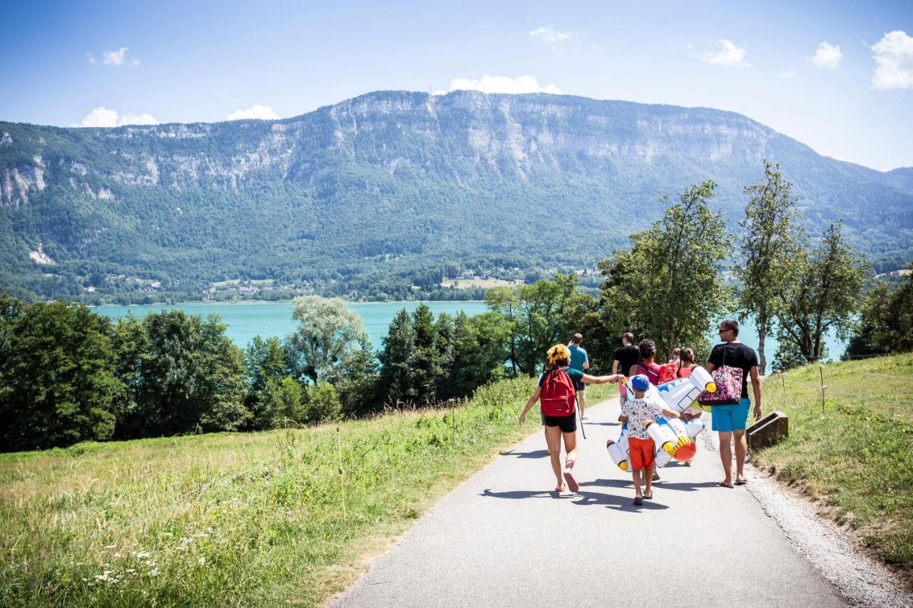 Huttopia Lac D'Aiguebelette Saint-Alban-de-Montbel Екстериор снимка