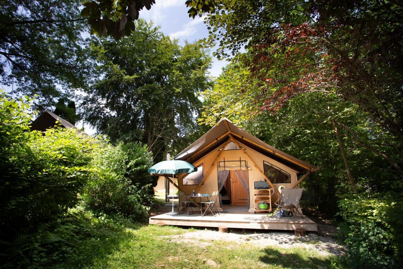Huttopia Lac D'Aiguebelette Saint-Alban-de-Montbel Екстериор снимка